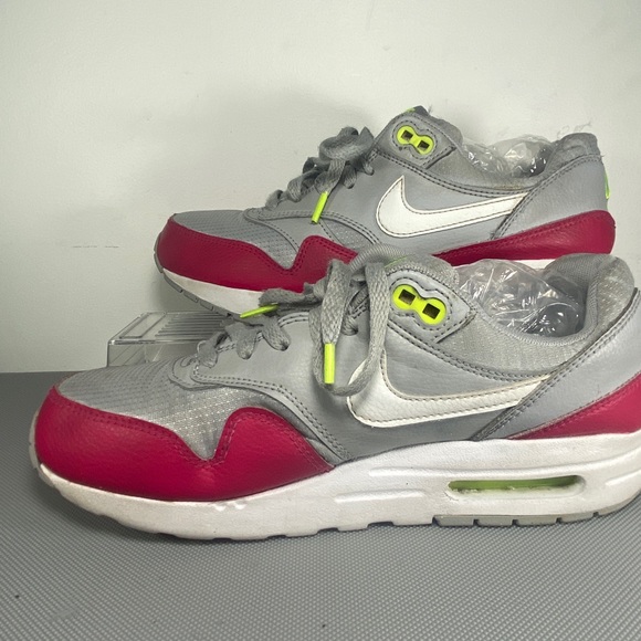 Nike Air Max 1 GS Wolf Grey Pink-Volt Youth US Size 6.5Y EUR 38.5 807602 016 - Picture 2 of 6